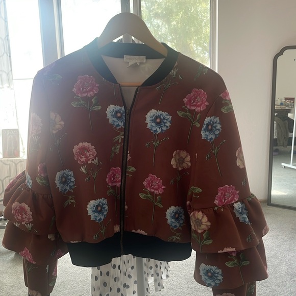 Brown bomber jacket with flowers - Picture 1 of 3